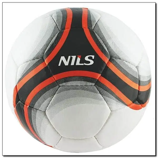 Akce STRIKER 5 FOTBALOVÝ MÍČ NILS