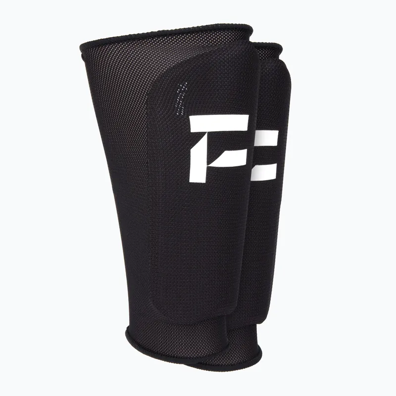 Fotbalové chrániče Flaxta 7days černé Omezená Nabídka