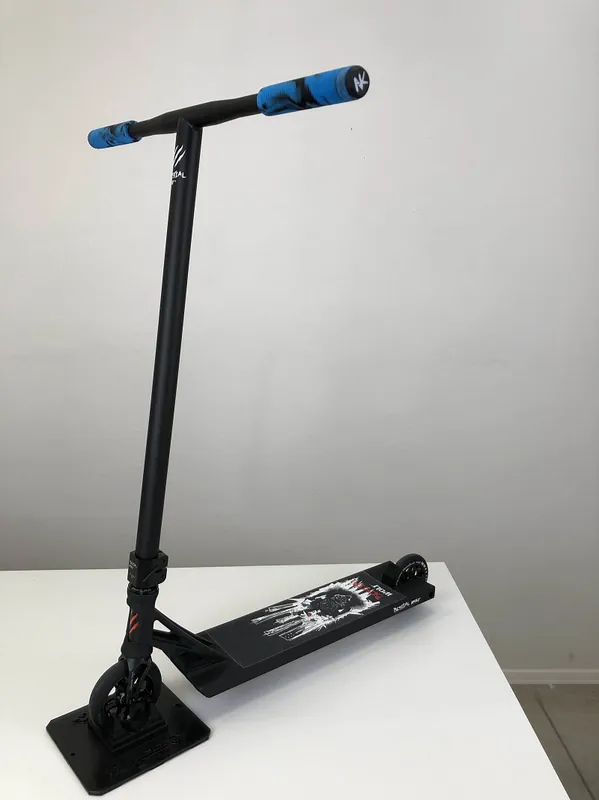 Bezpečná Platba Freestyle Koloběžka Custom Wolf Street 560mm Černá