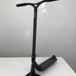 Freestyle koloběžka Bestial Wolf R12 Spark 460mm černá Objednat Nyní