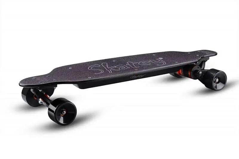 Elektrický longboard Skatey 3200L černý Objednat Nyní