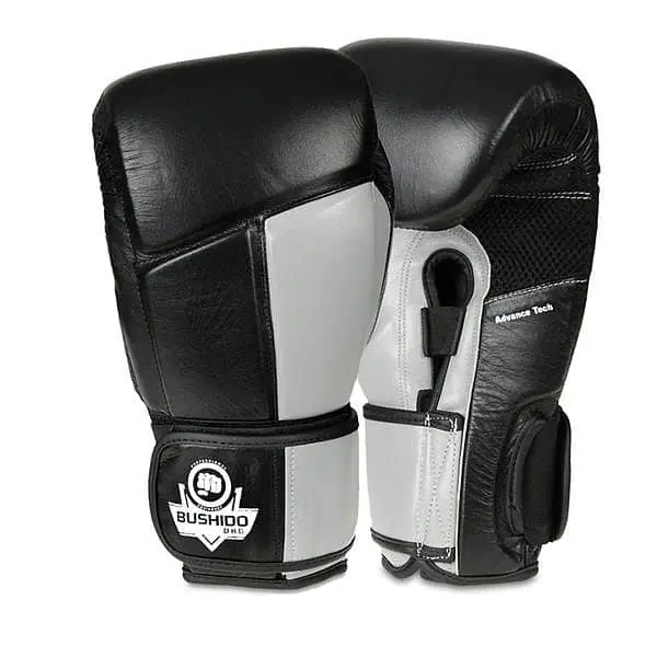 Jen Po Omezenou Doba Boxerské rukavice DBX BUSHIDO ARB-431 šedé