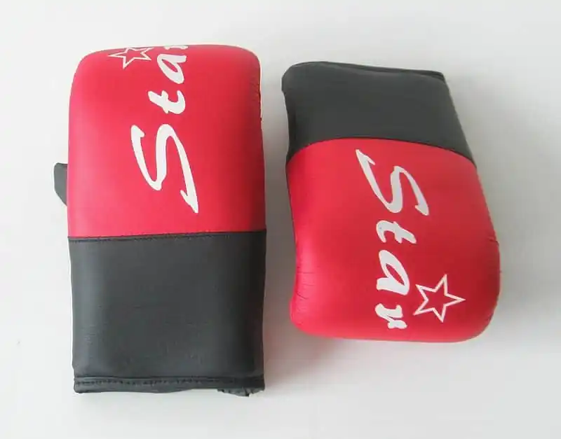 Box. rukavice pytlovky - červená Ověřený