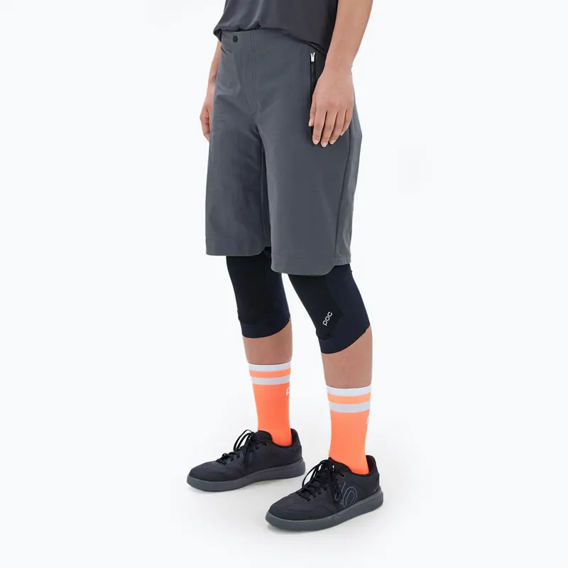 Dámské cyklistické šortky POC Essential Enduro sylvanite grey Časově Omezené