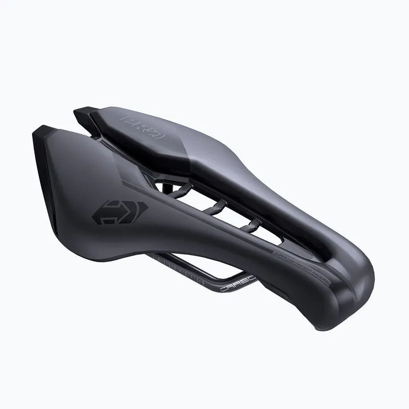 Cyklistické sedlo PRO TSA 1.1 black Novinka