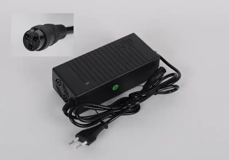 Nabíječka k elektrické koloběžce City Boss GT8 / D1000-60V Víkendová Akce