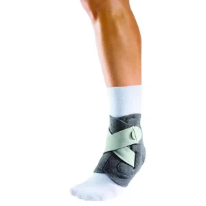 Ortéza na kotník Mueller Adjust-To-Fit Ankle Stabilizer Zlevněný