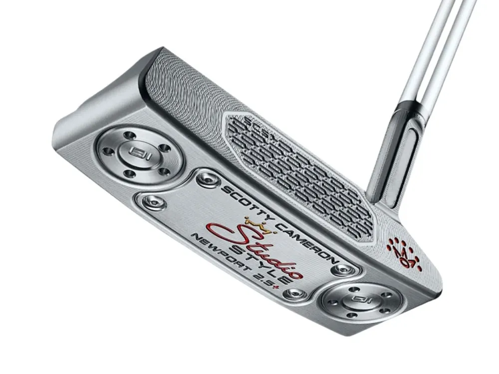 Sezónní Sleva SCOTTY CAMERON 2025 Studio Style Newport 2.5+ pánský putter + Kniha Tiger Woods